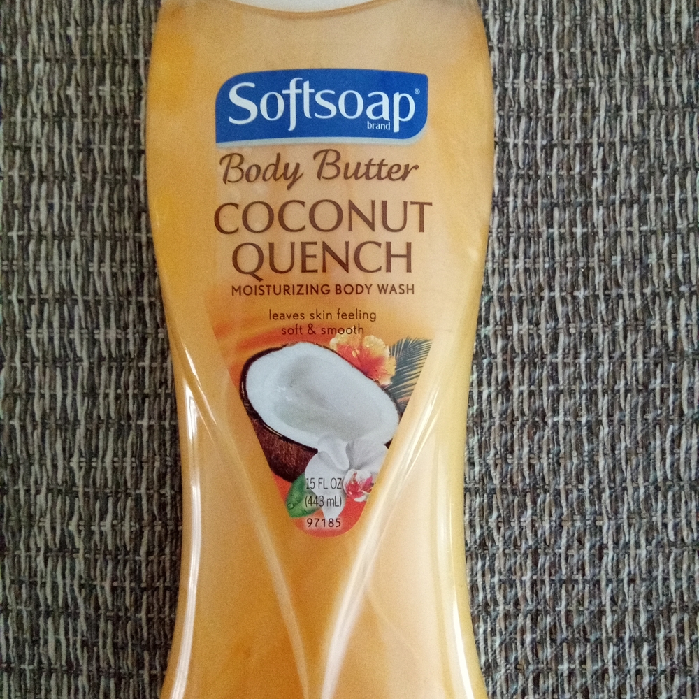 (2) NEW 15oz Softsoap Coconut Quench Body Wash Butter Discontinued Fave! Bundle